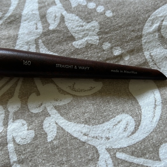 MUFE Make Up For Ever 160 blush brush - Picture 3 of 5